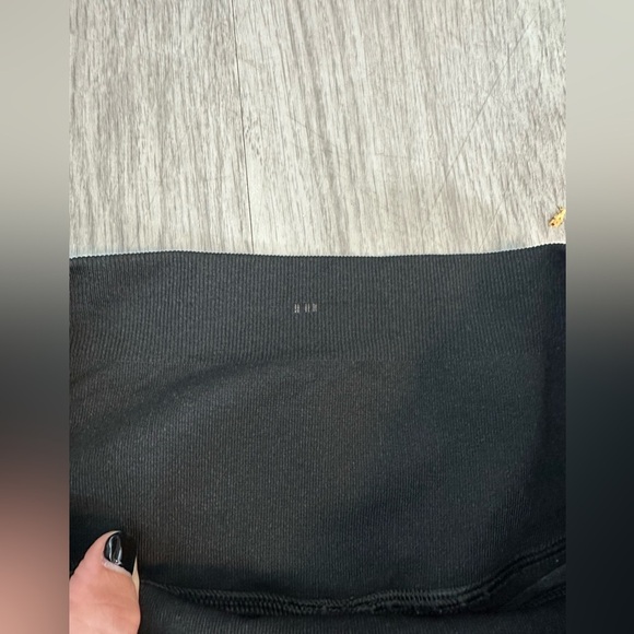 Lululemon Seamless Mesh High-Rise Training Tight 25"
Graphite Grey
A247 - Picture 8 of 8